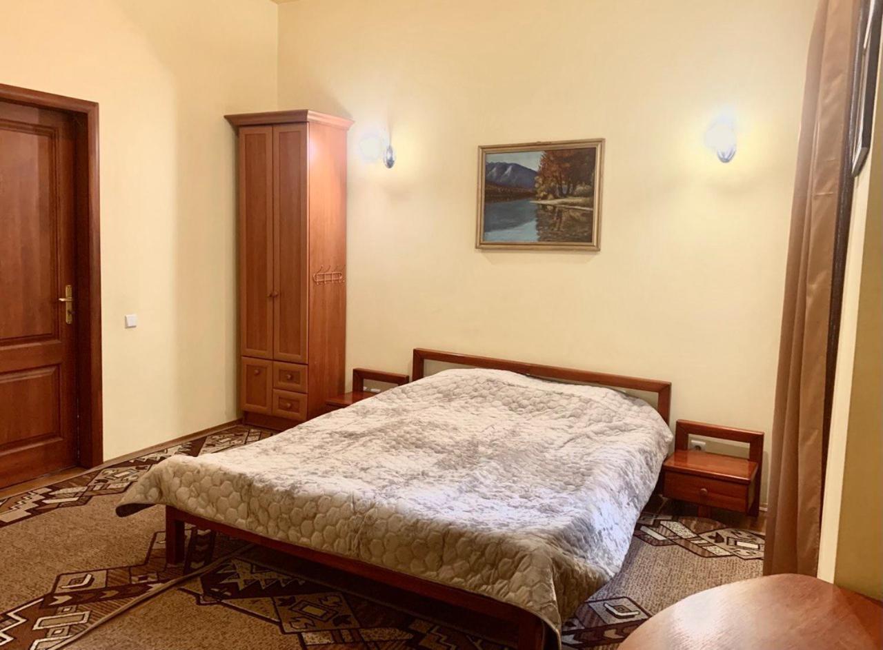 Apartament-Minihotel Elpida Lviv Eksteriør bilde